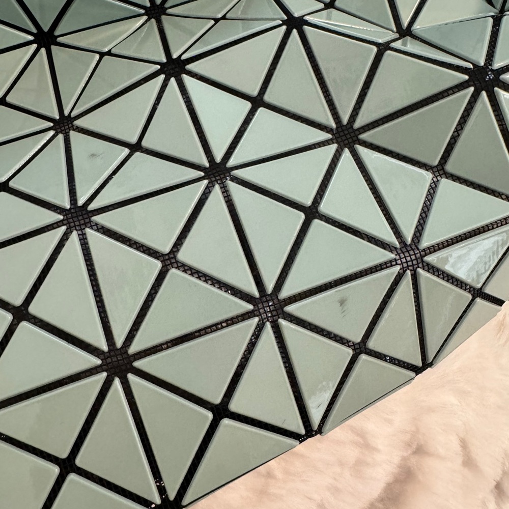 BAO BAO ISSEY MIYAKE Prism Green Tote Bag - Picture 6 of 13